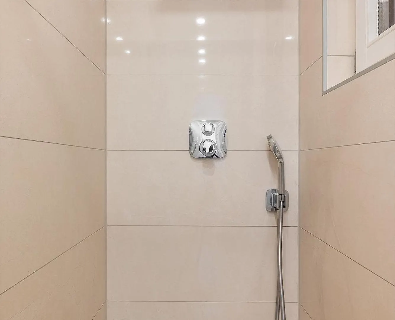 3 Bedroom Classical Apartment With A Modern Touch 2Unit Budapest