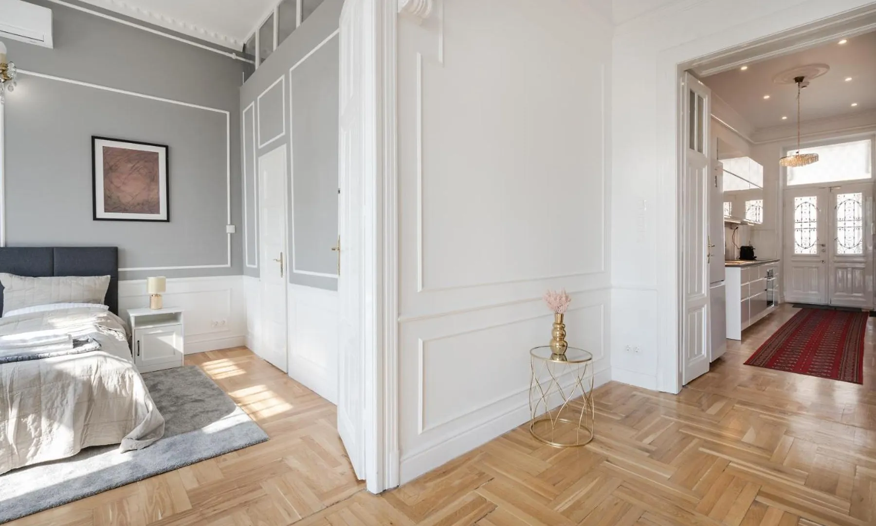 3 Bedroom Classical Apartment With A Modern Touch 2Unit Budapest 0*,